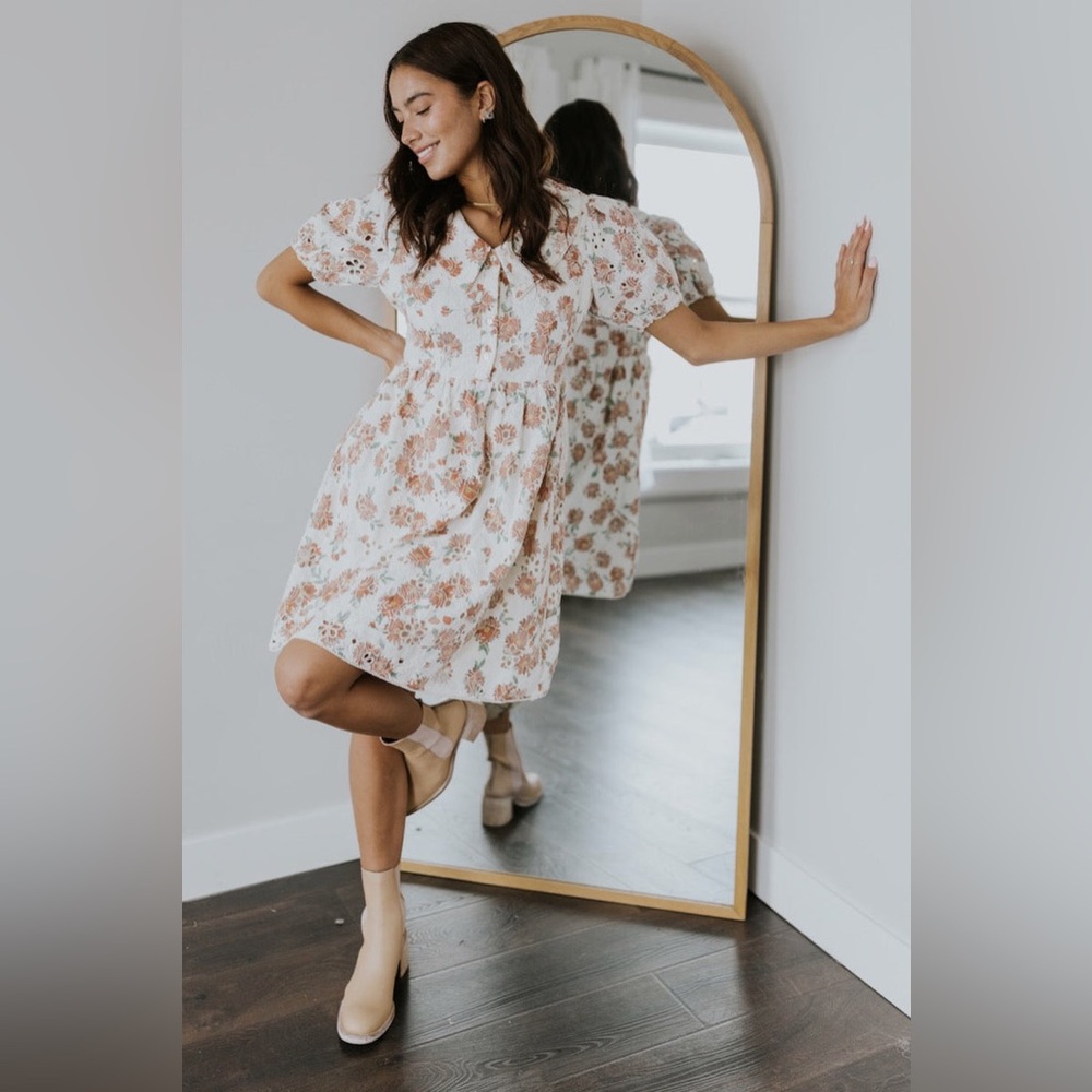 SALT LARCHMONT CHELSEA COLLAR EYELET DRESS
